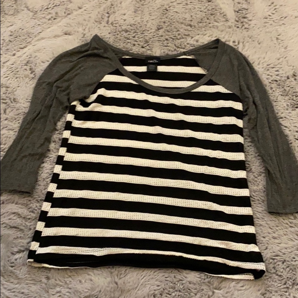 Rue 21 striped 3/4 sleeve shirt